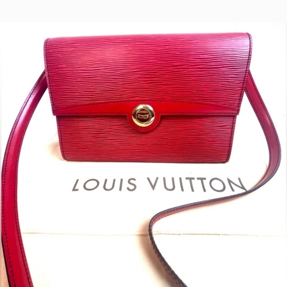 Louis Vuitton Pochette Red Epi Leather Convertible Crossbody Clutch - Picture 1 of 13